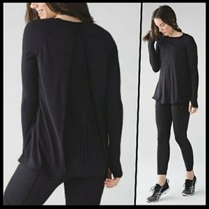 Lululemon Making Moves pleated long sleeve top